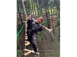 �t�H���X�g�A�h�x���`���[�i�����E�����E�t�W�E�����j