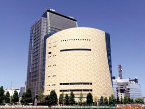 �����j������