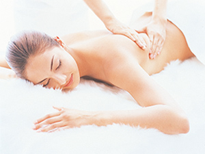 たかの友梨ビューティクリニック - クラブオフ（Club Off