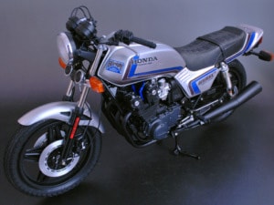 ガレージキット製作代行社 - 全優石ふろむな倶楽部／会員特典・優待