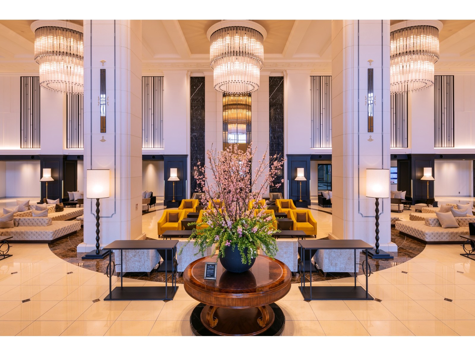 THE HOTEL LOBBY ARCHIVES 【上下セット】 THE HOTEL LOBBY ARCHIVES スウェット通販