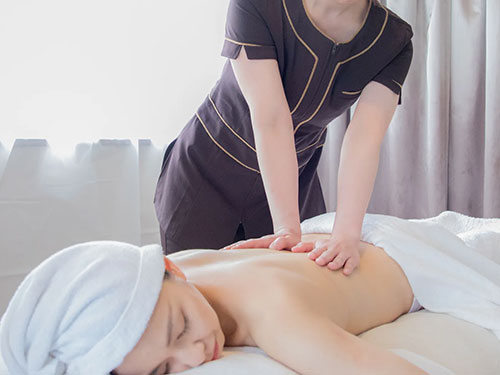 �L���C�T���[�l�^�x�����_