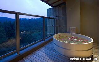客室露天風呂の一例